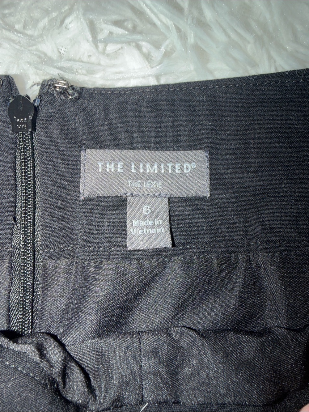 The Limited The Lexie Black Mini Skirt Size 6 Stretch Fitted Pencil - Picture 2 of 4